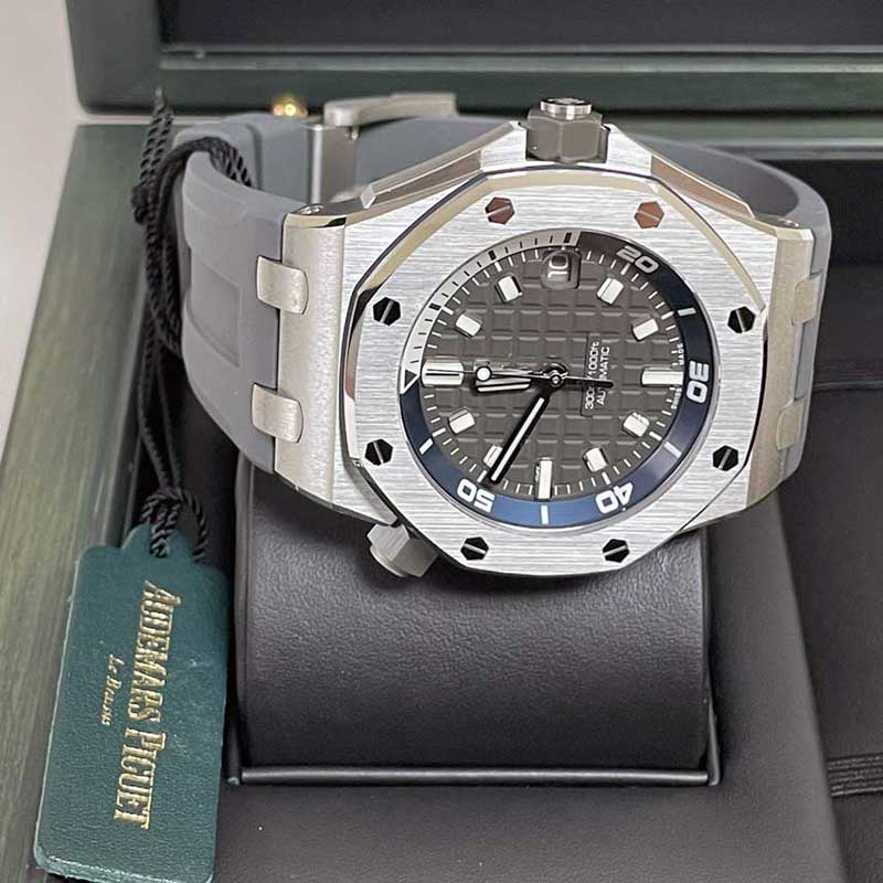 Audemars Piguet Royal Oak Offshore Chronograph 42mm - Image 5