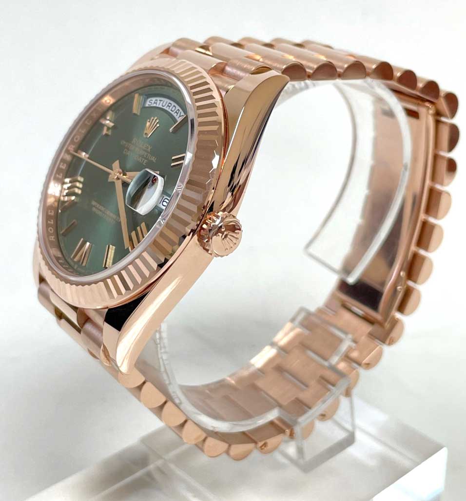 Rolex Day-Date 40 Everose Gold - Image 3