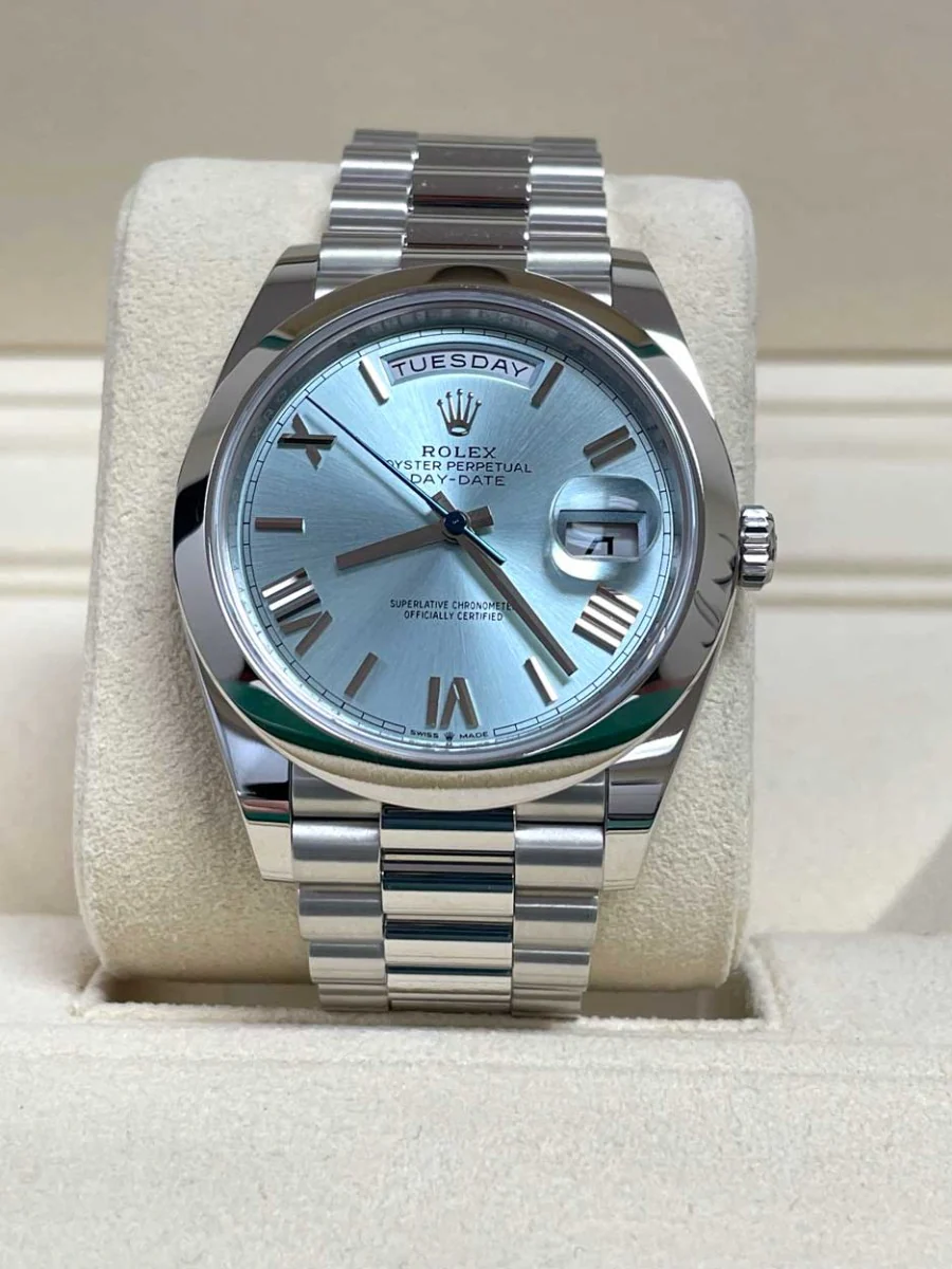 Rolex Day-Date 40 Platinum - Image 3