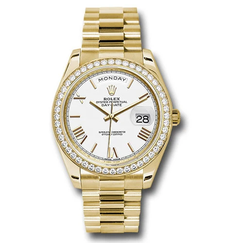 Rolex Day-Date 40 Yellow Gold Diamond Bezel