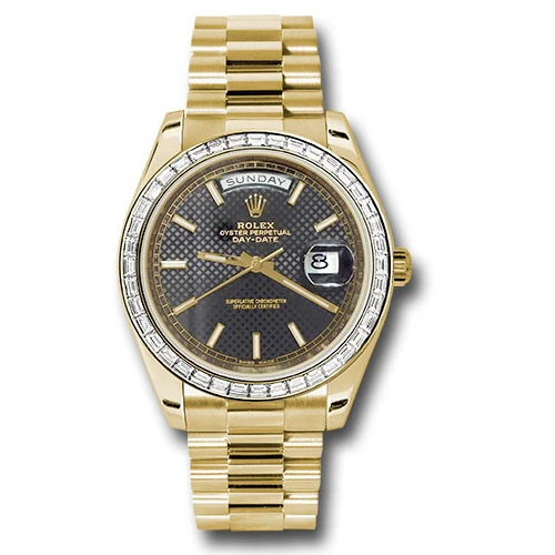 Rolex Day-Date 40 Yellow Gold - Diamond Bezel