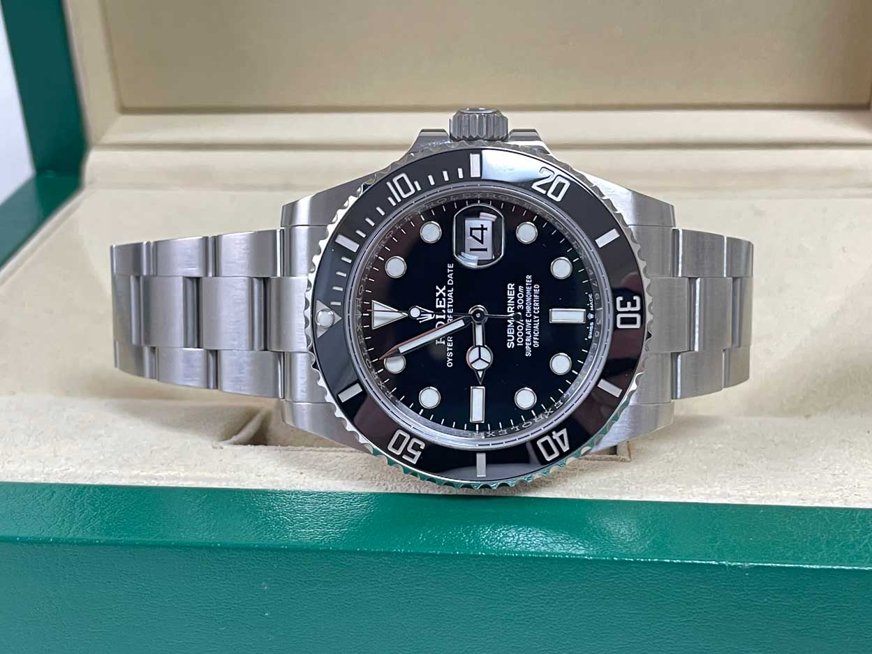 Rolex Submariner Date 41 - Image 4