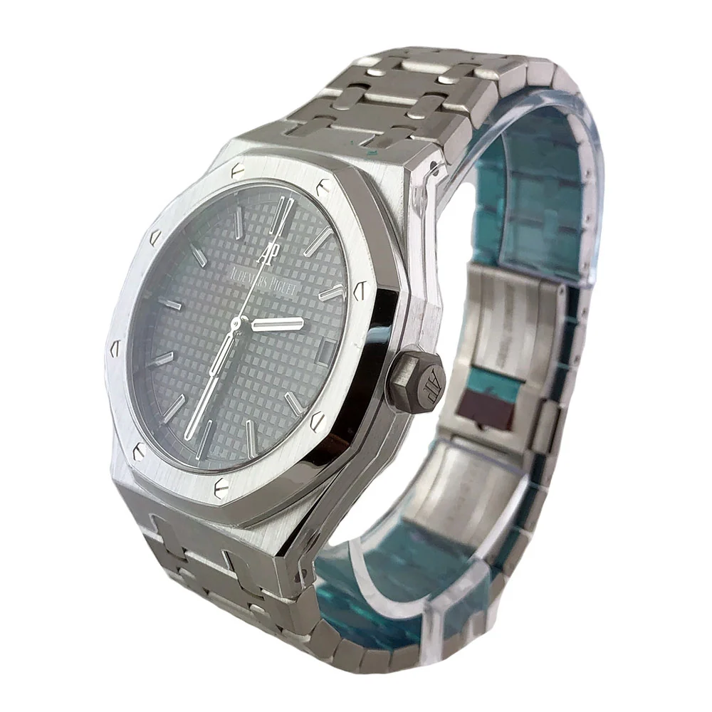 Audemars Piguet Royal Oak - Image 3