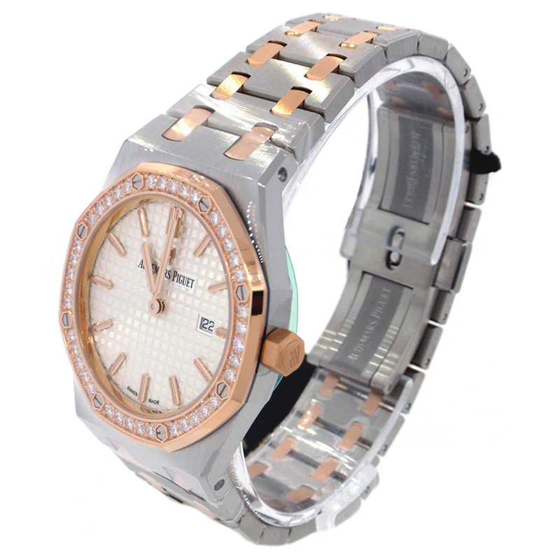 Audemars Piguet Royal Oak 33mm Ladies - Image 3