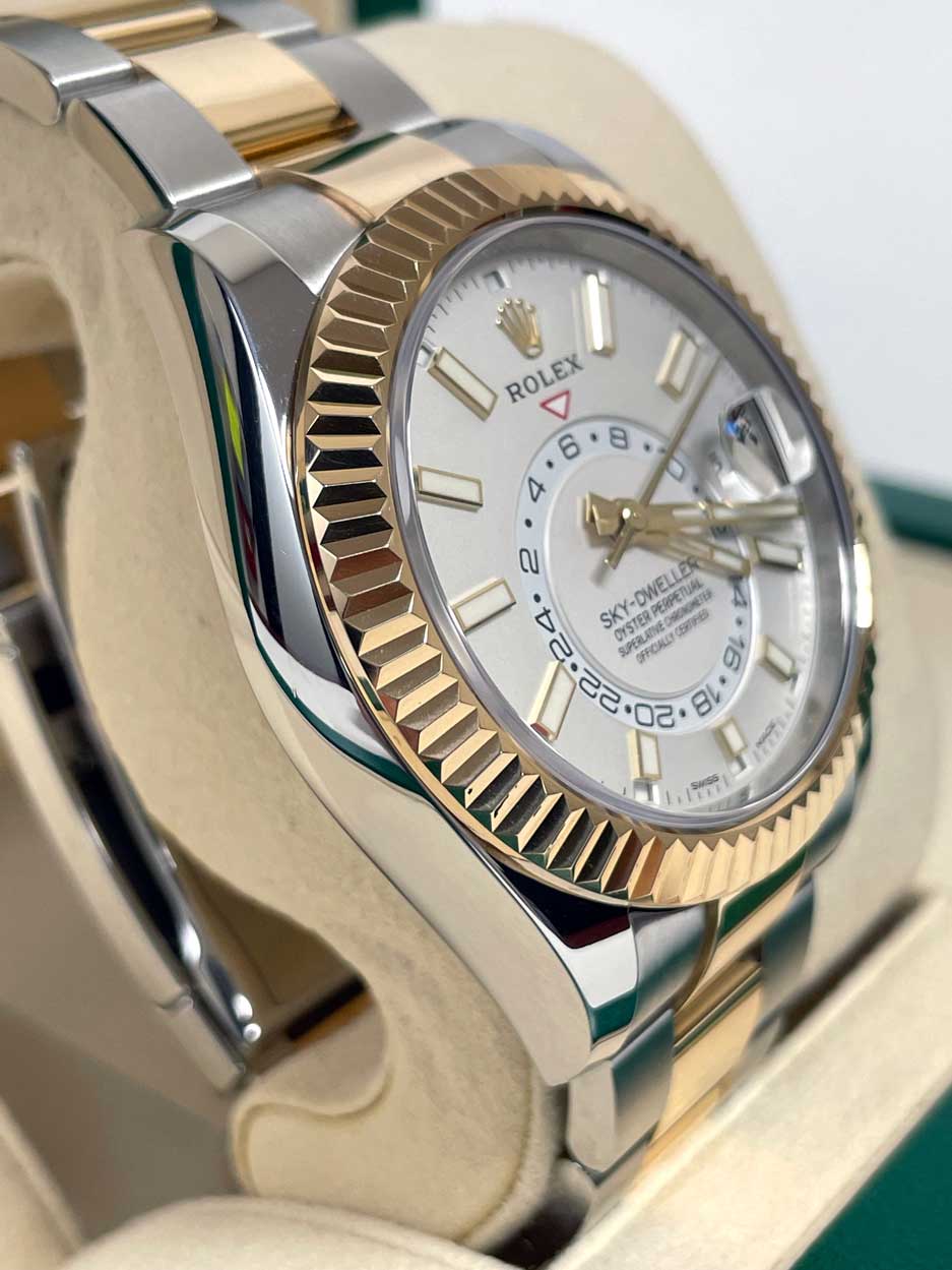 Rolex Sky-Dweller Stainless Steel and Yellow Gold - Oyster - Image 3