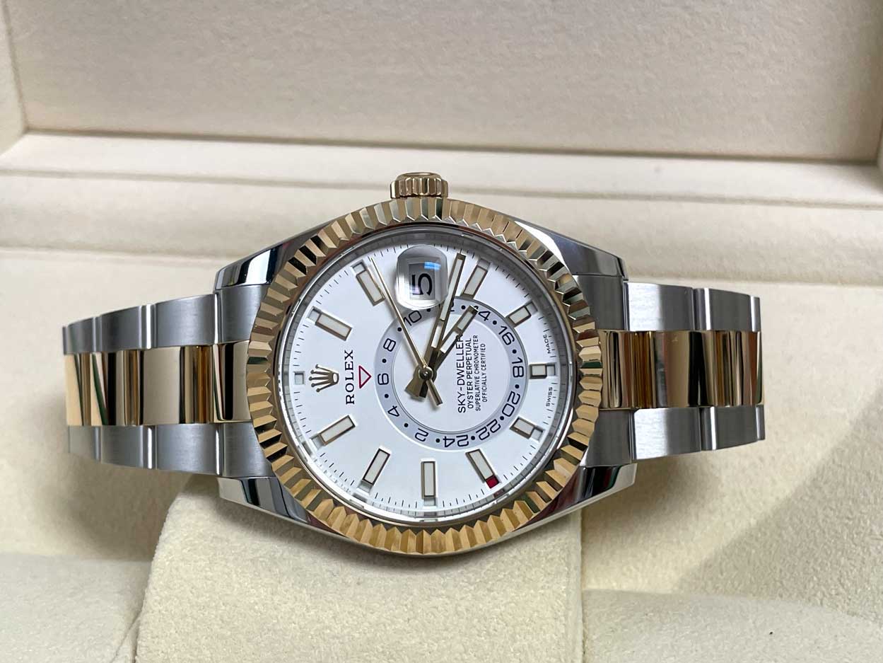 Rolex Sky-Dweller Stainless Steel and Yellow Gold - Oyster - Image 5