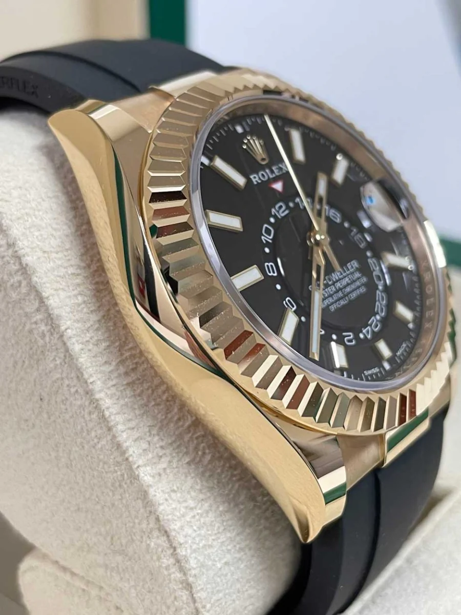 Rolex Yellow Gold Sky-Dweller - Black Index Dial - Oysterflex Bracelet - Image 2