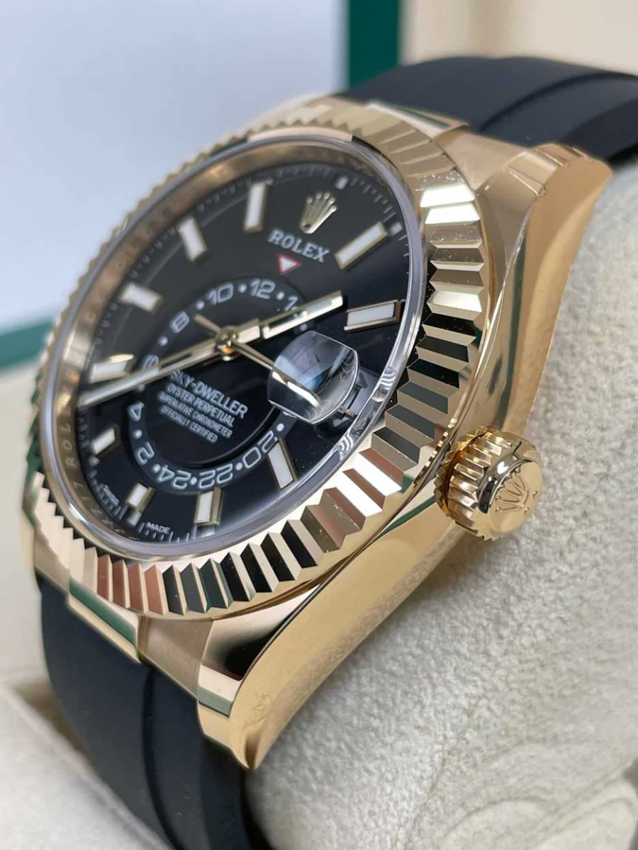 Rolex Yellow Gold Sky-Dweller - Black Index Dial - Oysterflex Bracelet - Image 3